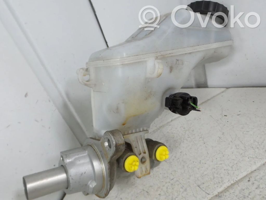 Opel Adam Galvenais bremžu cilindrs 