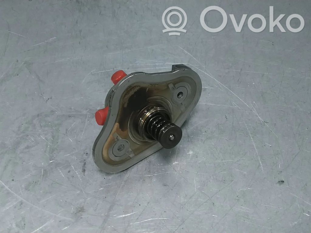 BMW 1 E81 E87 Fuel injection high pressure pump 