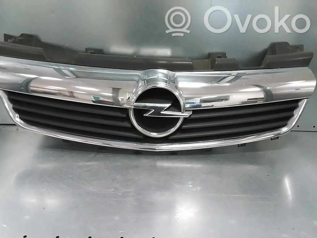 Opel Zafira B Grilă radiator față 