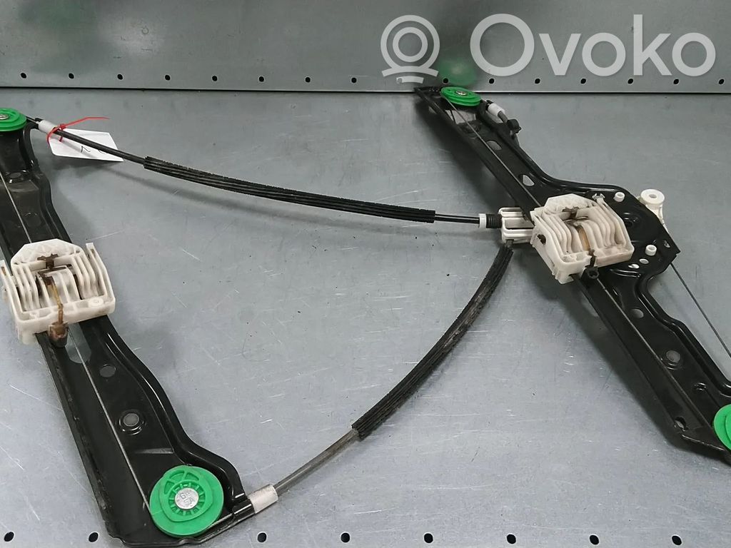 BMW 1 E81 E87 Mechanizm podnoszenia szyby przedniej bez silnika 