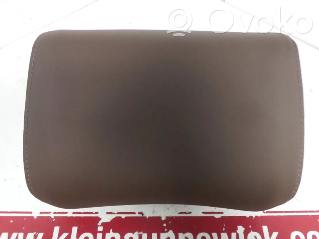 Audi A3 S3 8V Zagłówek fotela przedniego 