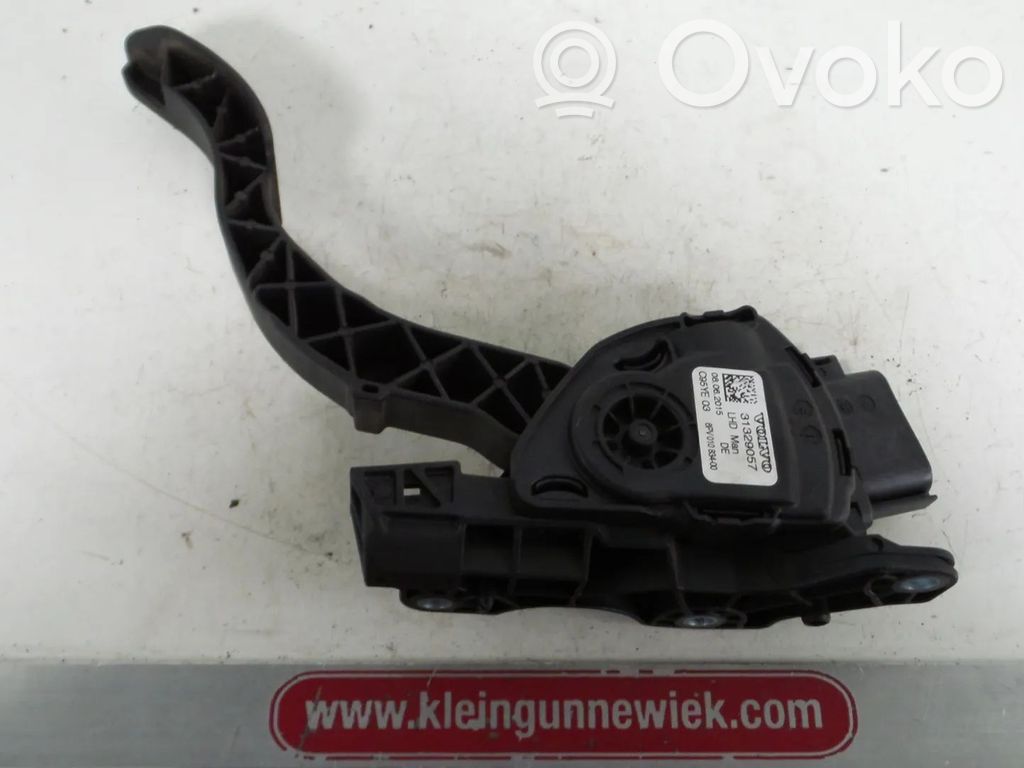 Volvo V70 Accelerator pedal position sensor 