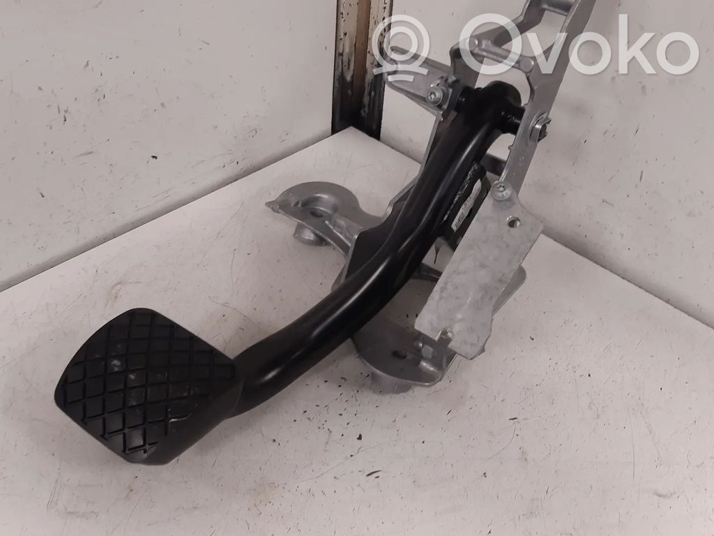 Pédale de frein   4KL723140A