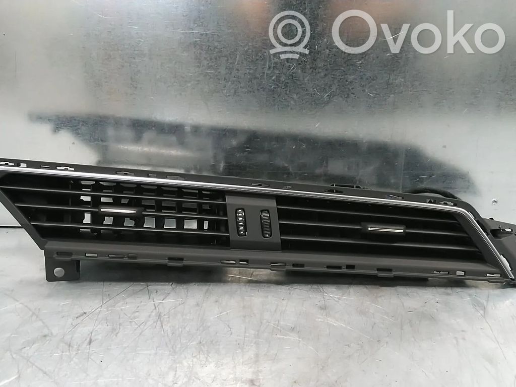 Audi e-tron Dashboard side air vent grill/cover trim 