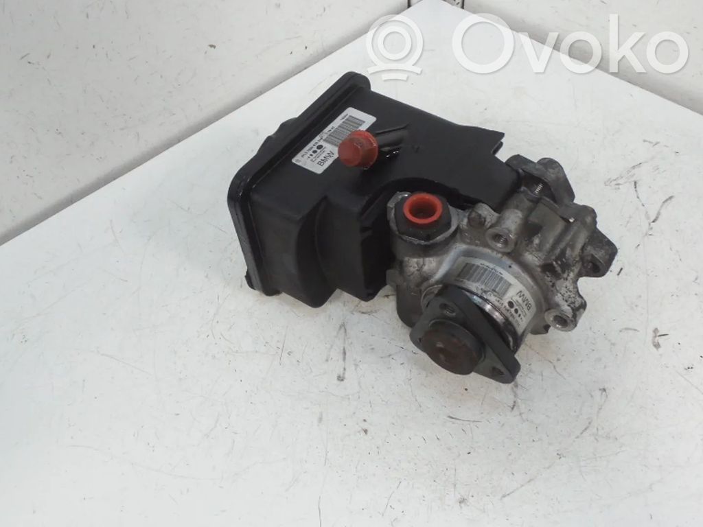 BMW 3 E46 Power steering pump 