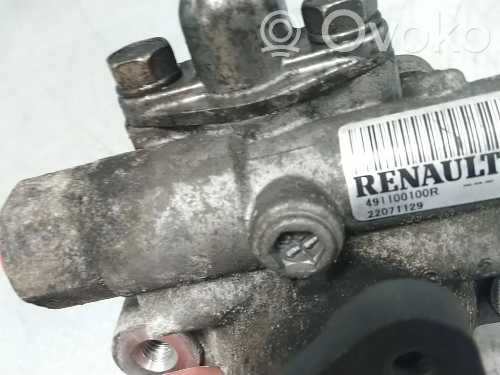 Opel Movano B Power steering pump 