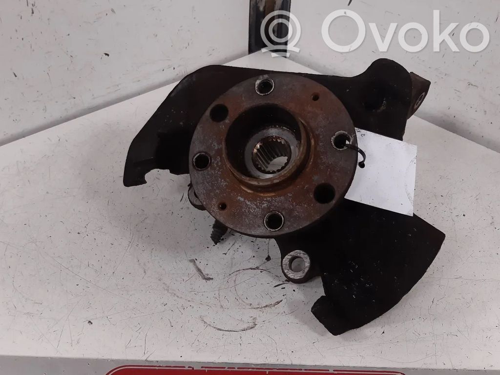 Opel Corsa D Achsschenkel vorne 