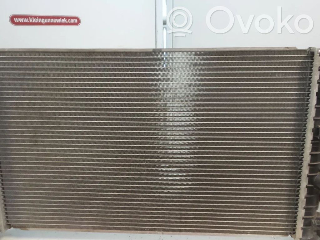 Opel Zafira B Radiator lichid răcire 