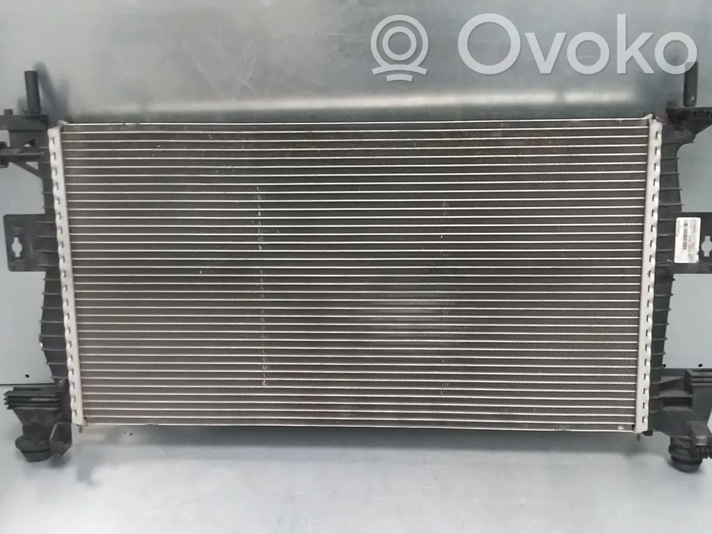 Ford Focus Dzesēšanas šķidruma radiators 