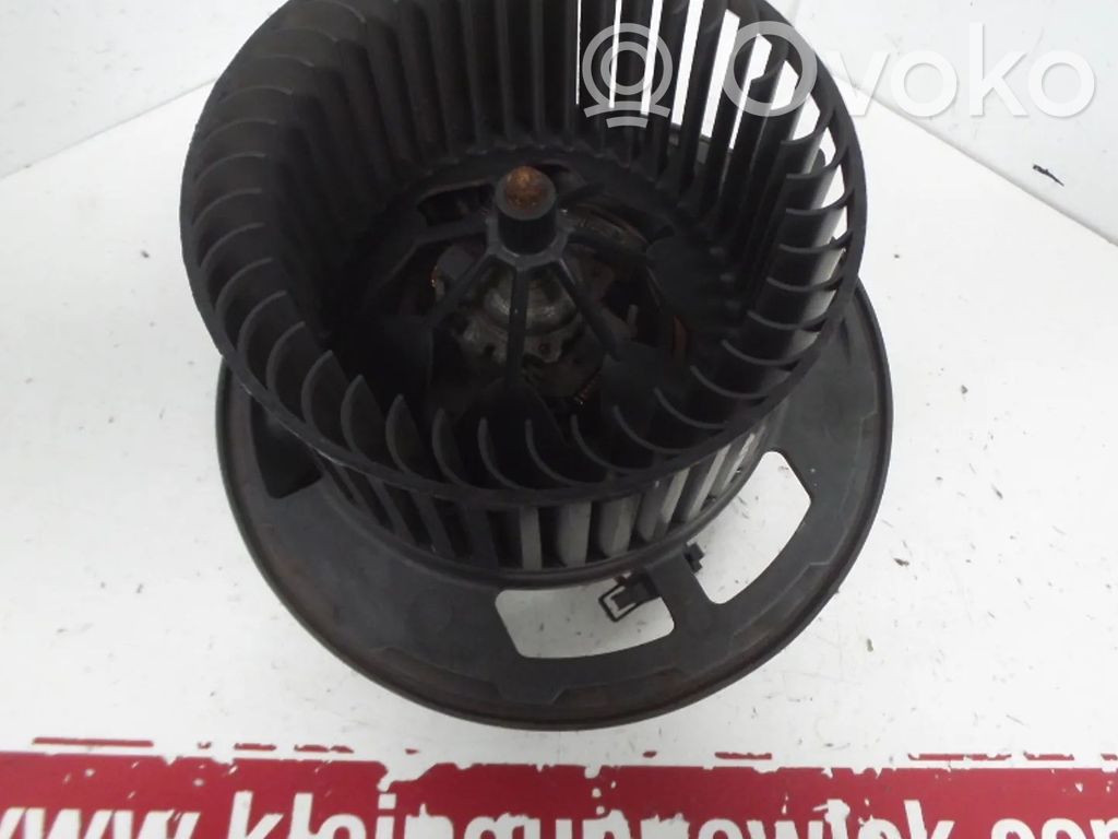 BMW 3 E90 E91 Mazā radiatora ventilatora reostats 