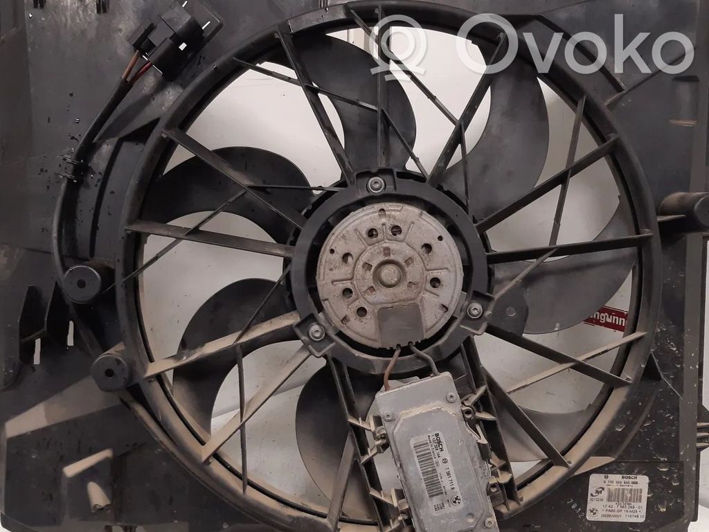 BMW 3 E90 E91 Radiator cooling fan shroud 