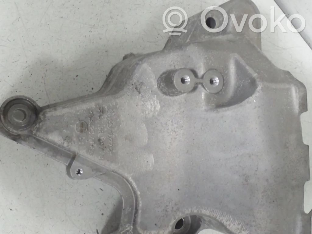 Skoda Fabia Mk3 (NJ) Engine mount bracket 
