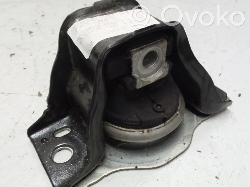 Renault Kangoo II Engine mount bracket 