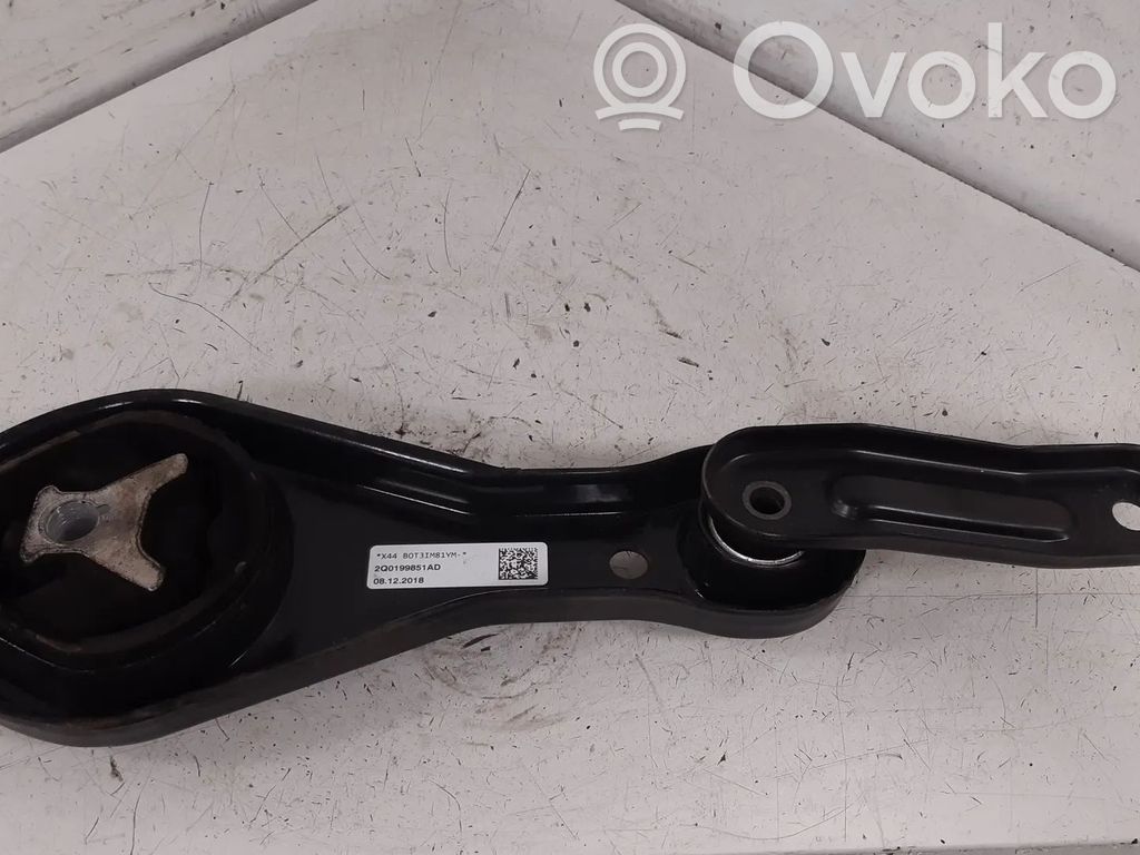 Volkswagen Polo VI Variklio pagalvė 