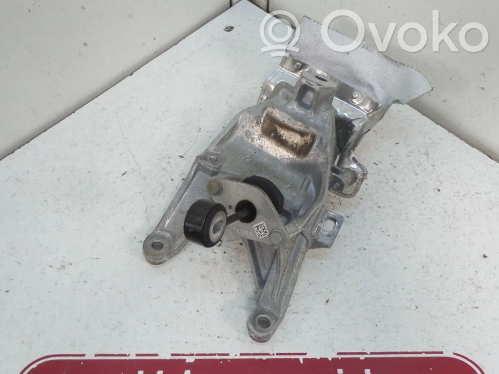 Audi A4 S4 B9 Engine mount bracket 