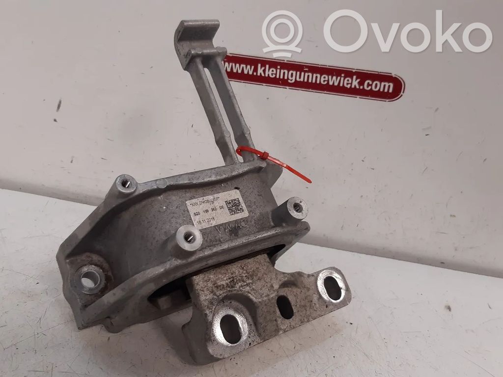 Engine mount bracket   5Q0199262DE,5Q0199262BH,5WA199262G,DGT,DGTE,DGTEDGT