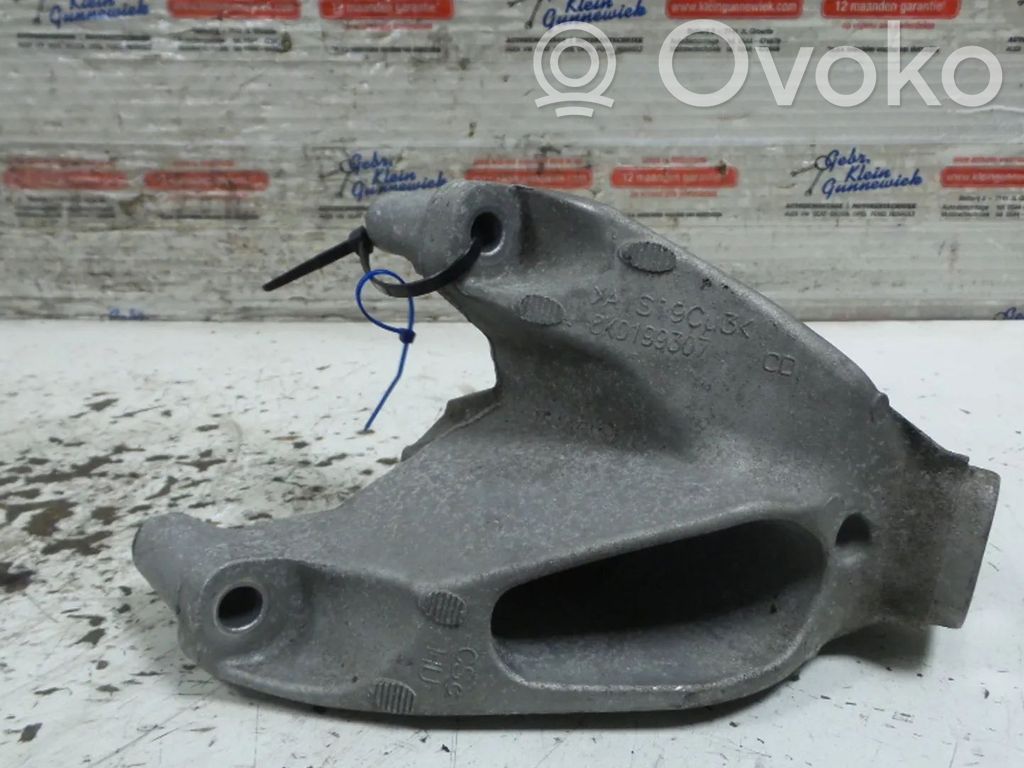 Audi A5 8T 8F Engine mount bracket 
