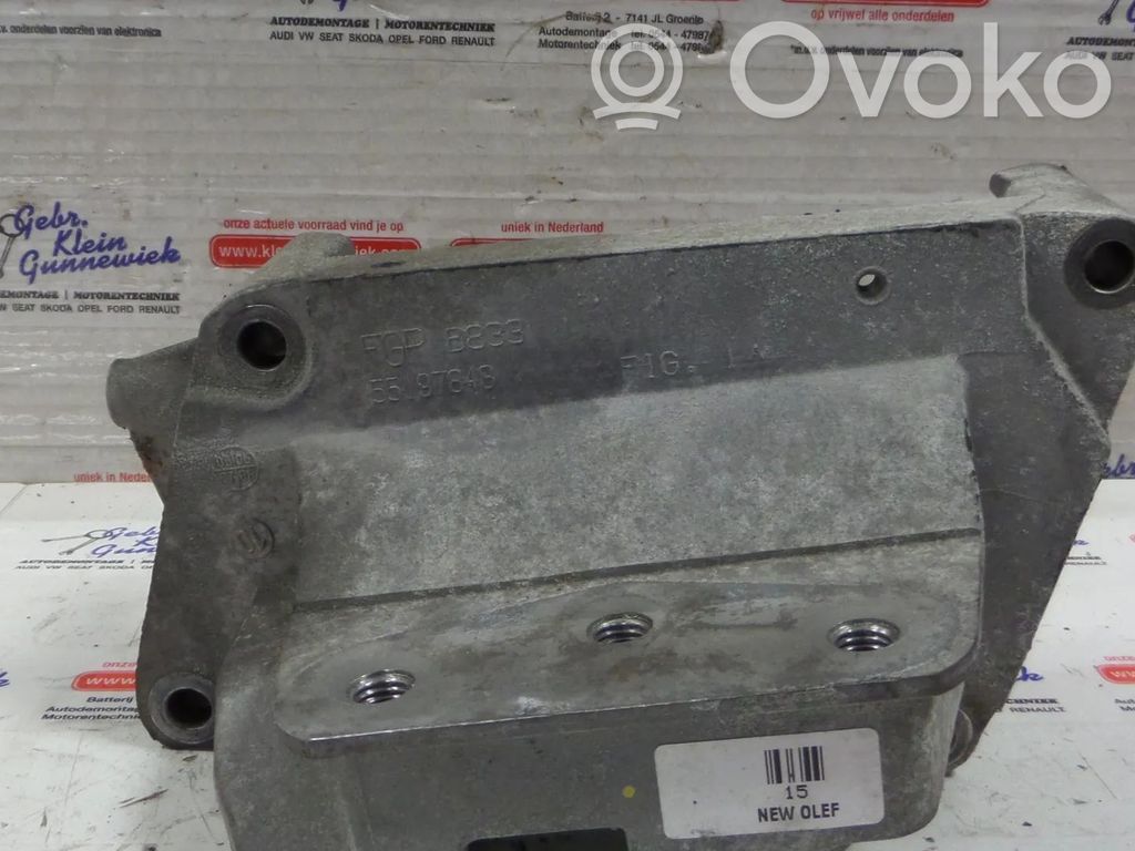 Opel Corsa D Engine mount bracket 