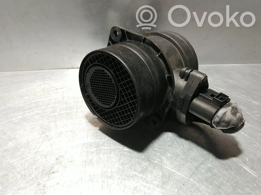 Volkswagen PASSAT B5 Измеритель потока воздуха 