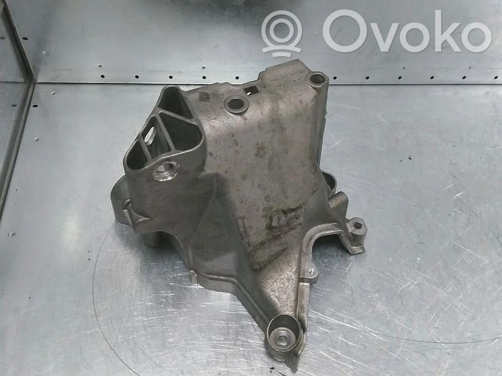 Engine mount bracket   04C199207BH,DKJA