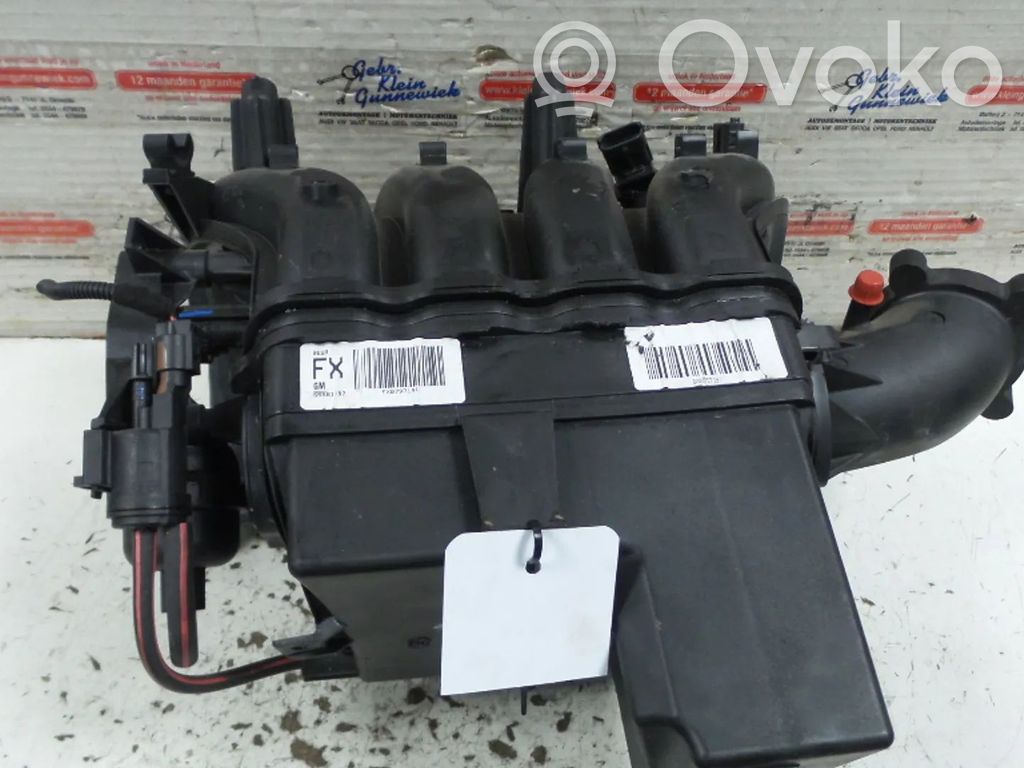 Opel Astra J Colector de admisión 