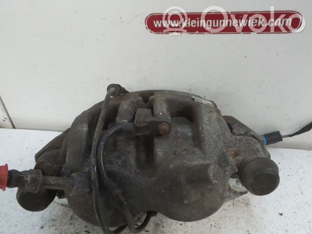 Volkswagen Crafter Zacisk hamulcowy przedni 