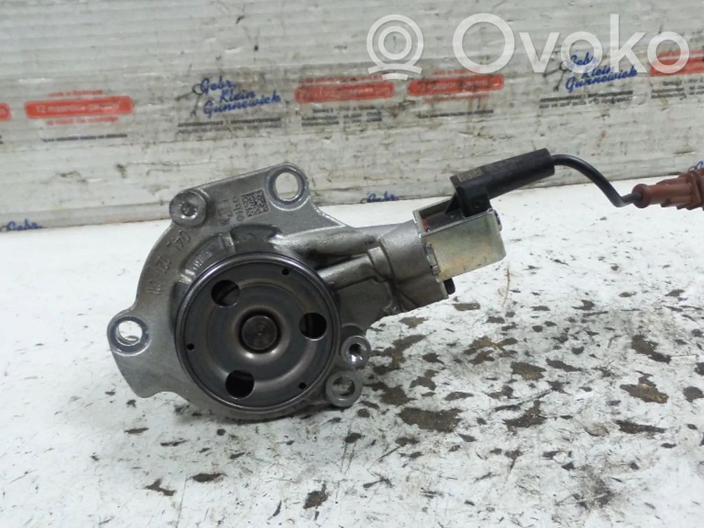 Volkswagen Golf VII Vesipumppu 