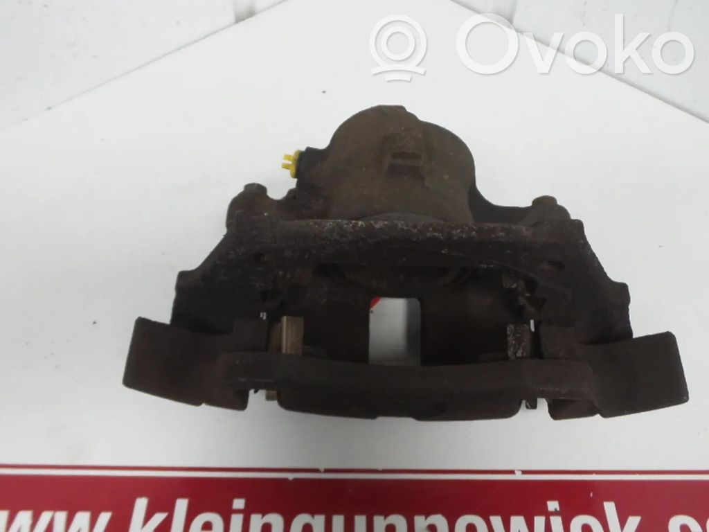 Mercedes-Benz A W168 Zacisk hamulcowy przedni 