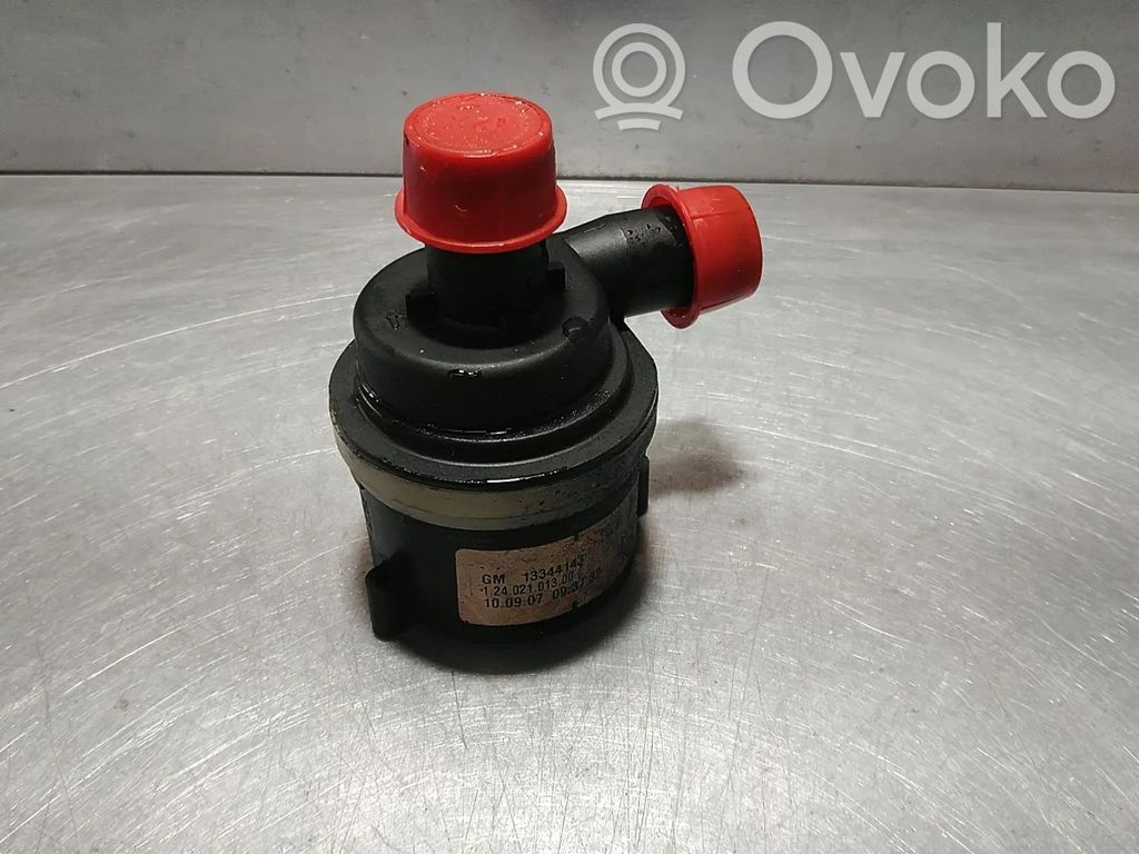 Opel Corsa D Water pump 