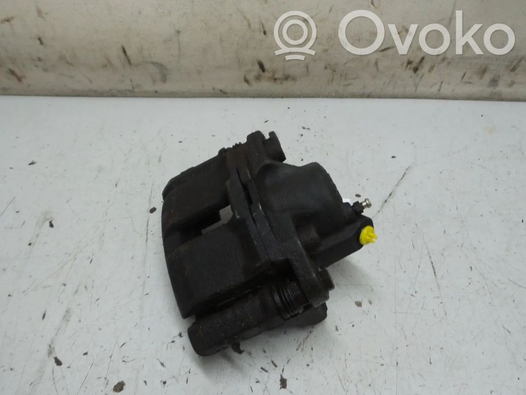 Renault Twingo I Zacisk hamulcowy przedni 