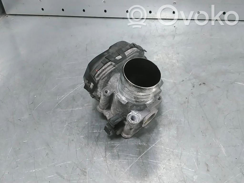 Opel Vivaro Sähköinen kaasuttimen ilmaläppärunko 