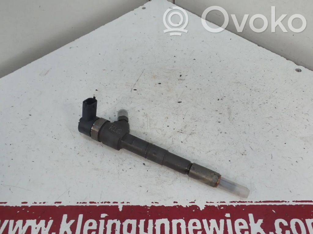 Opel Insignia A Fuel injector 