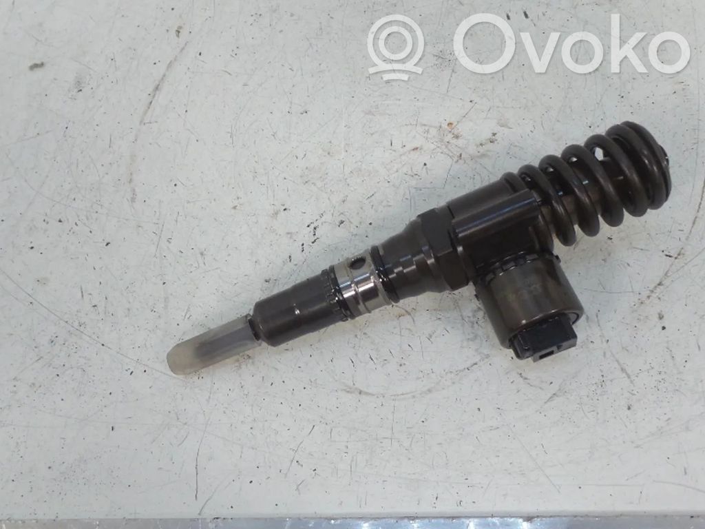 Volkswagen Touran I Injector combustibil