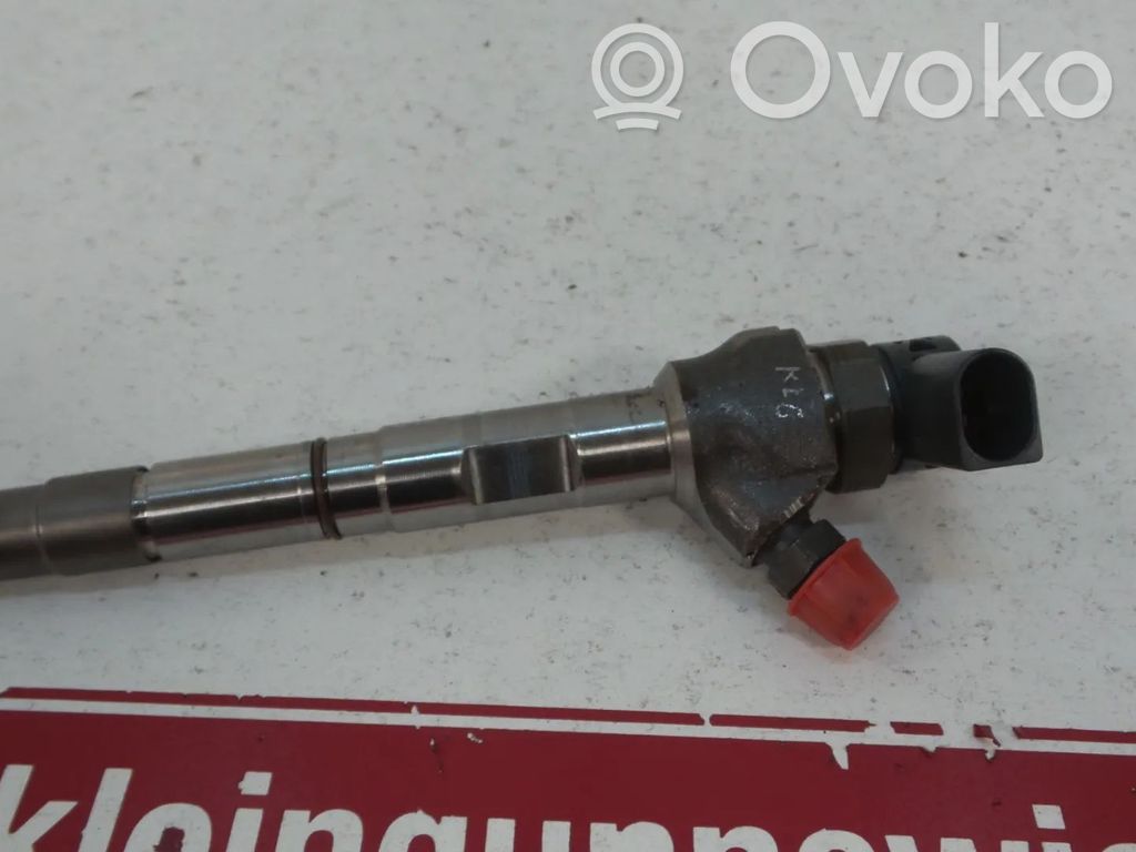 Volkswagen Golf VII Injector combustibil 