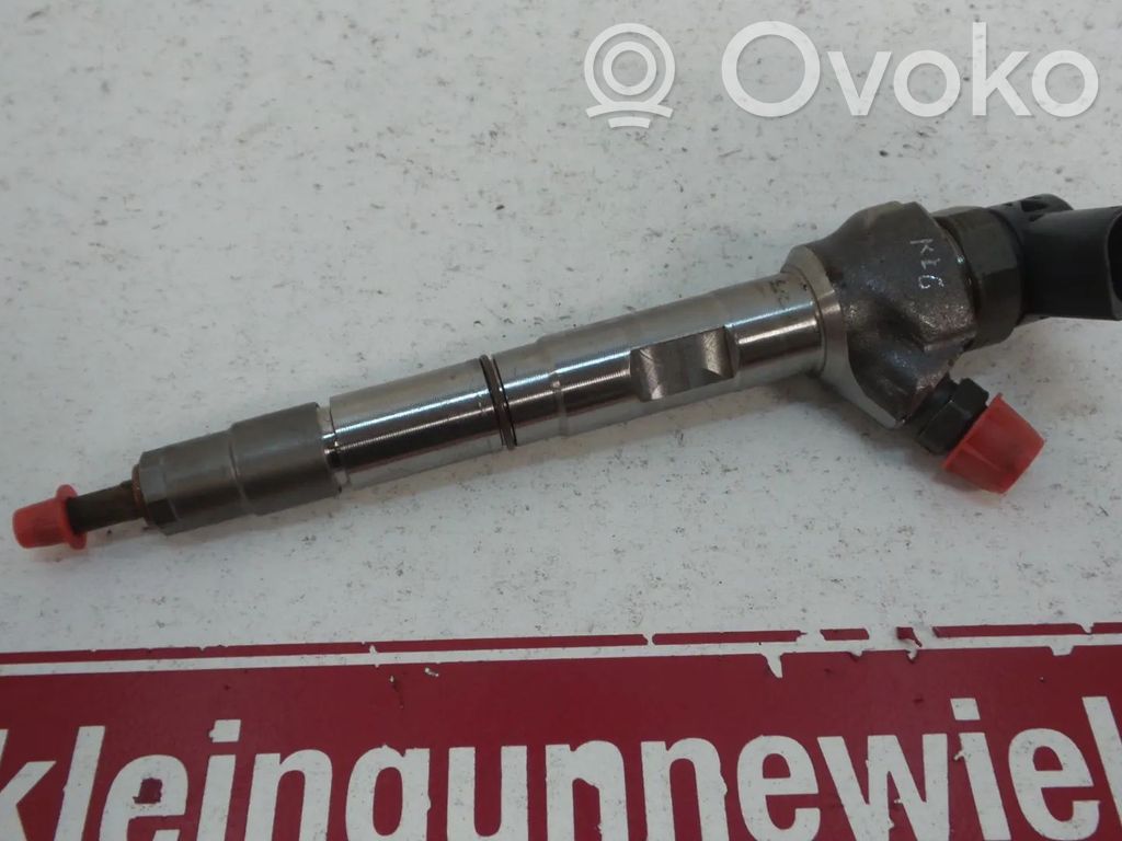 Volkswagen Golf VII Injector combustibil 