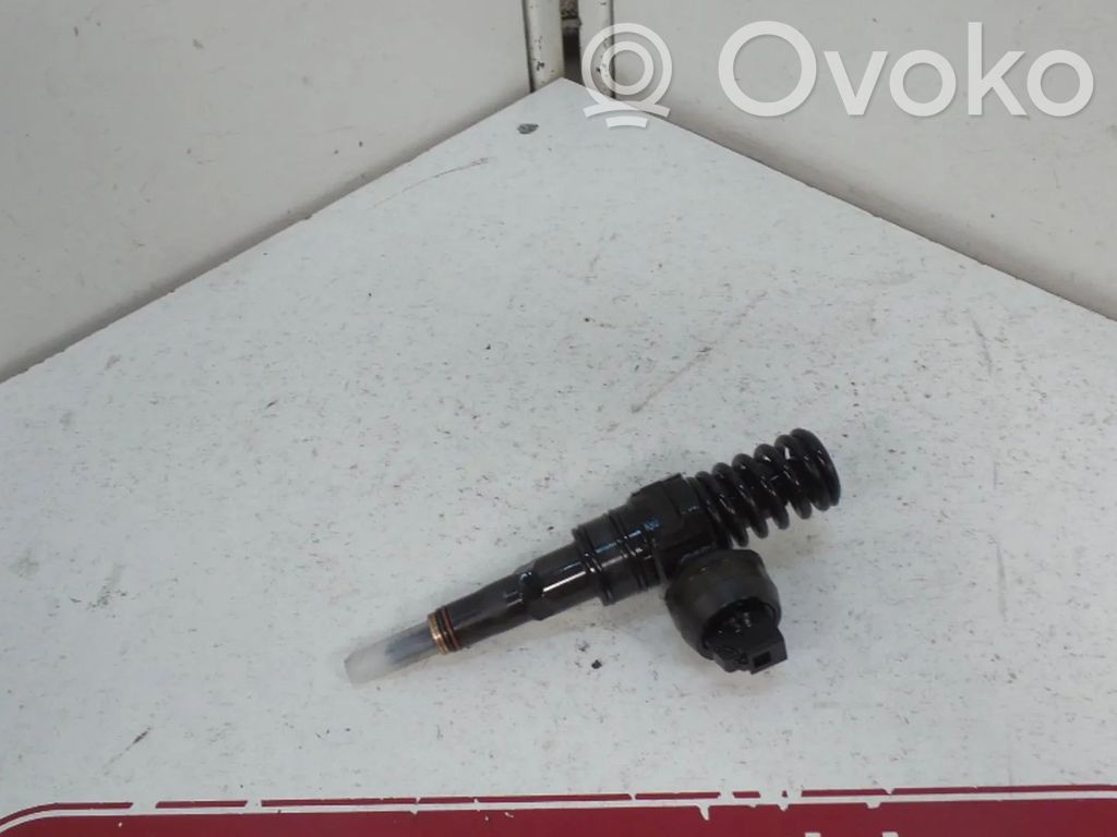 Volkswagen Touran I Injector combustibil 