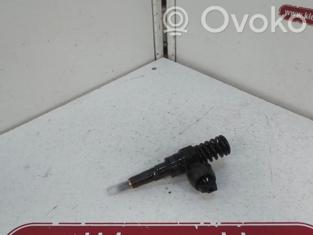 Volkswagen Touran I Injector combustibil 