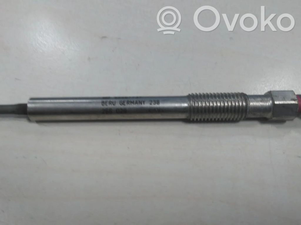 Opel Astra J Hehkutulppa 