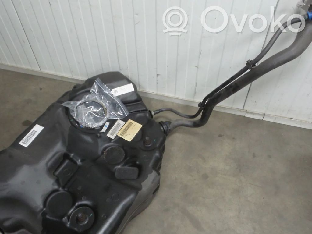Audi A5 Kraftstofftank 