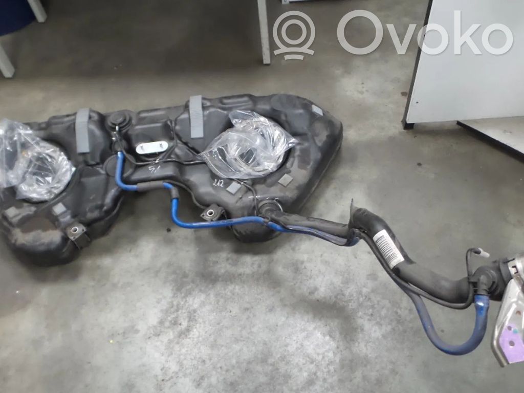 Mercedes-Benz E W212 Rezervor combustibil