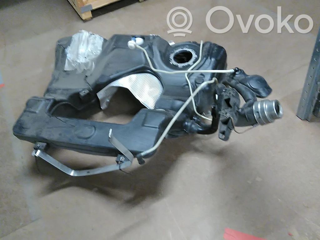 Volkswagen PASSAT B7 Polttoainesäiliö 