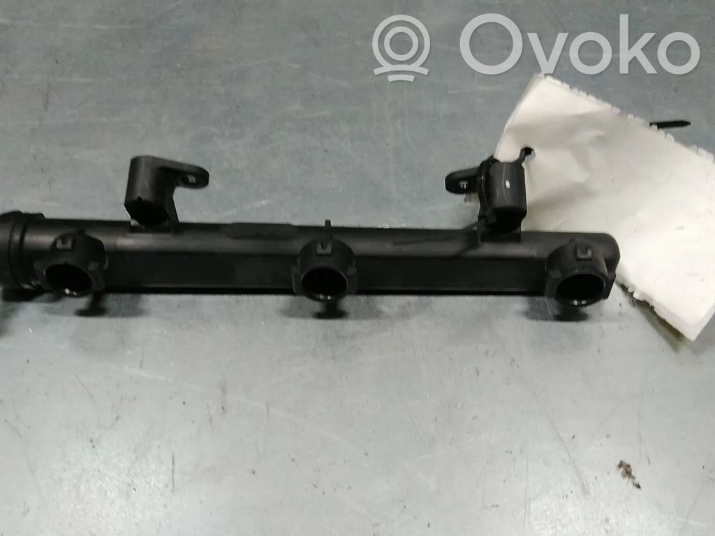 Volkswagen Polo V 6R Fuel main line pipe 