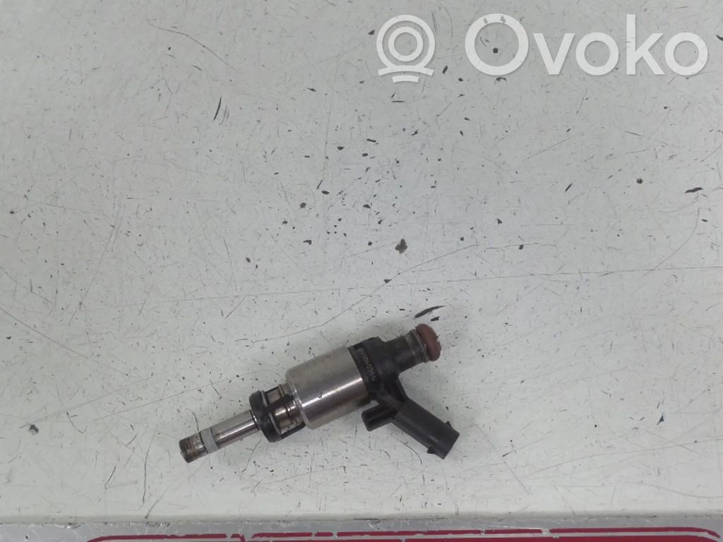 Volkswagen Scirocco Wtryskiwacz paliwa 