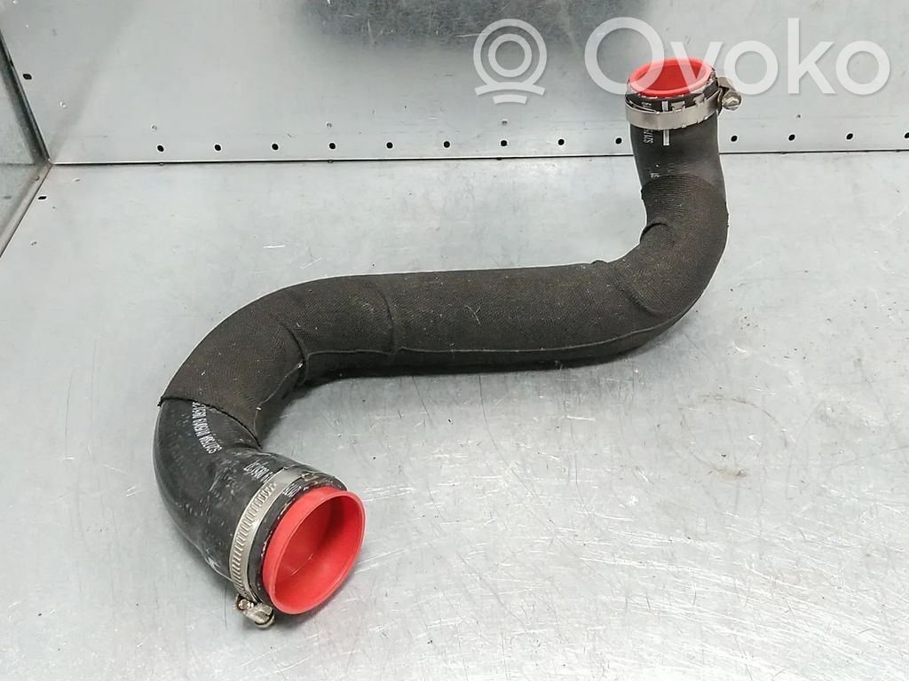 Audi A4 S4 B9 Tubo di aspirazione dell’aria turbo 