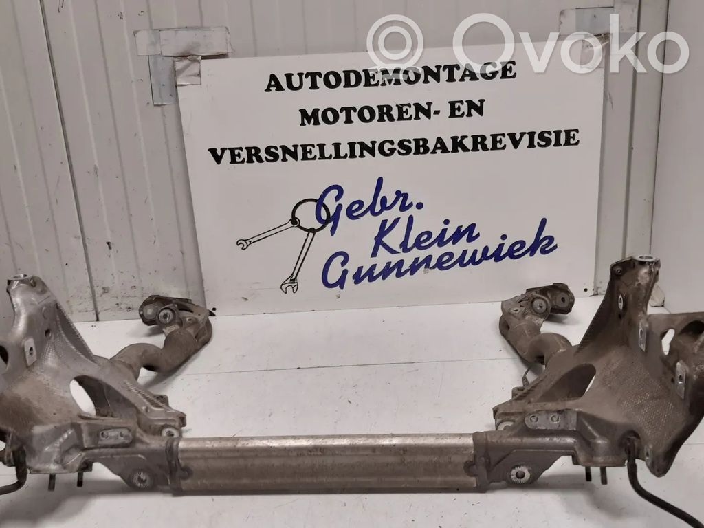 Audi A4 S4 B8 8K Etuapurunko 