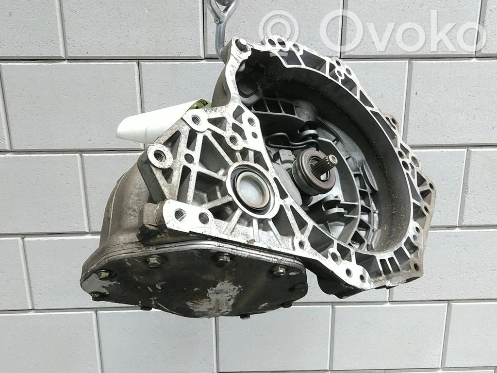 Opel Corsa D Mechaninė 5 pavarų dėžė 