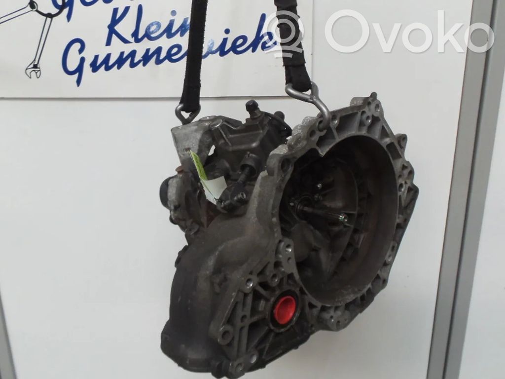 Opel Corsa D Mehāniska 5 ātrumu pārnesumkārba 