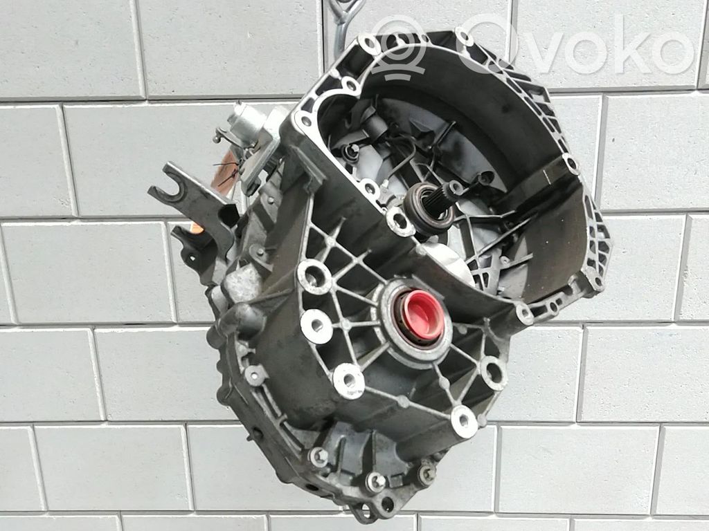 Opel Insignia A Mechaninė 5 pavarų dėžė 