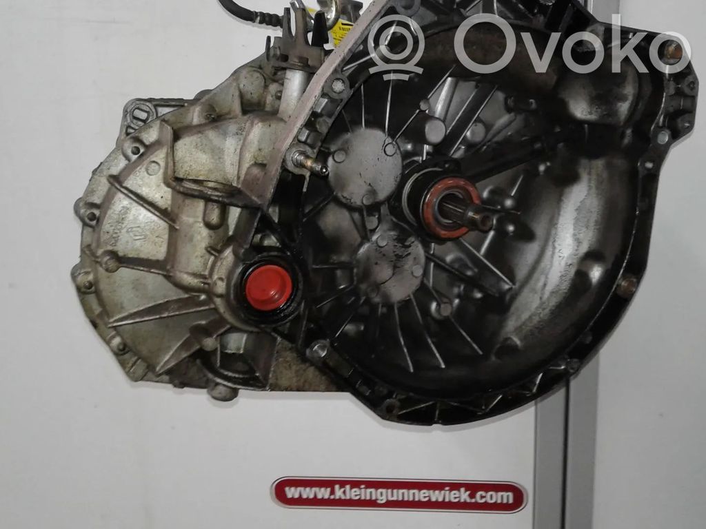 Renault Espace IV Manual 5 speed gearbox 