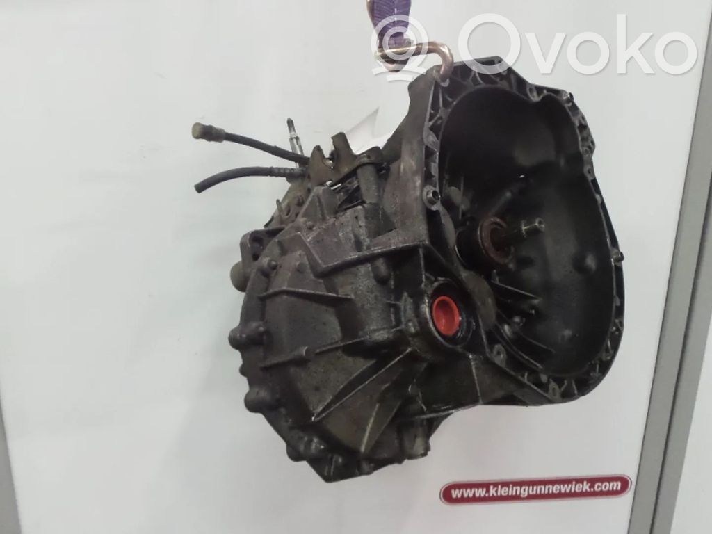 Renault Espace IV Manual 5 speed gearbox 